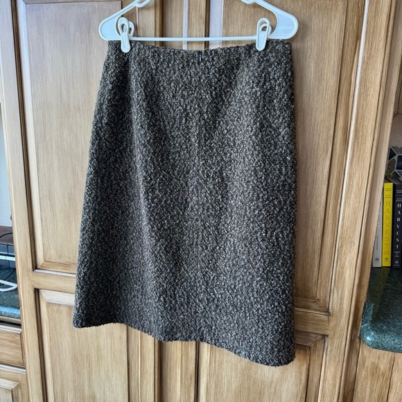L'asiea Chocolate Brown Neutral Textured A line Business Wear Skirt Size 10 Wool - Picture 3 of 6